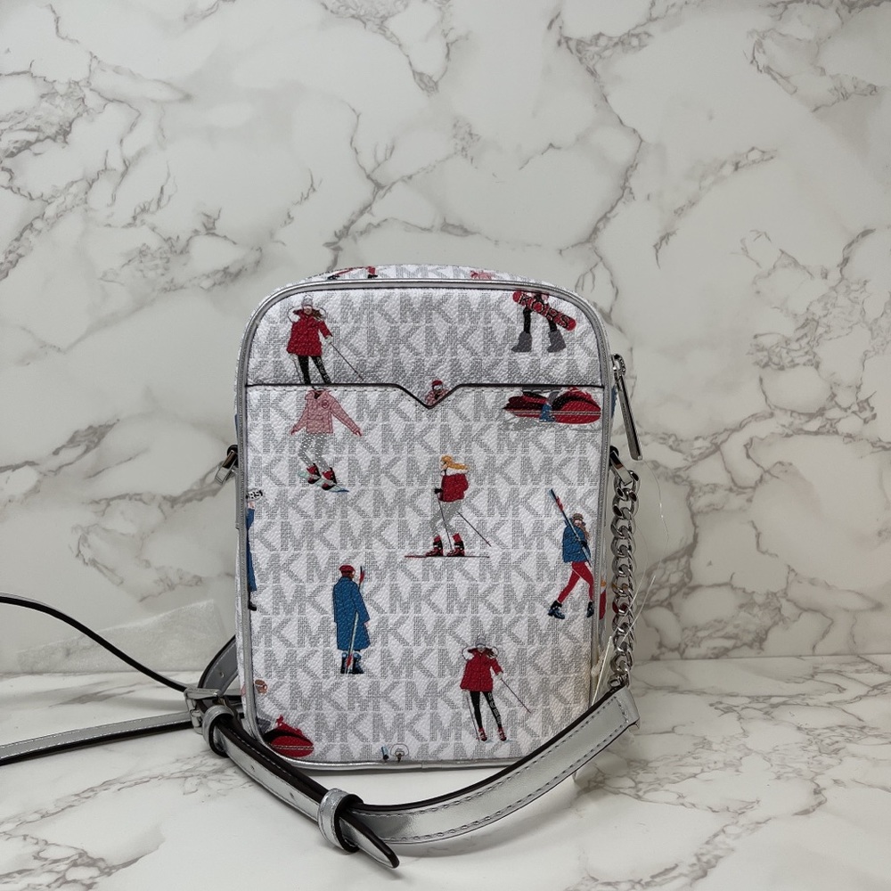 Michael Kors Jet Set Girls Chain Crossbody - Picture 5 of 9